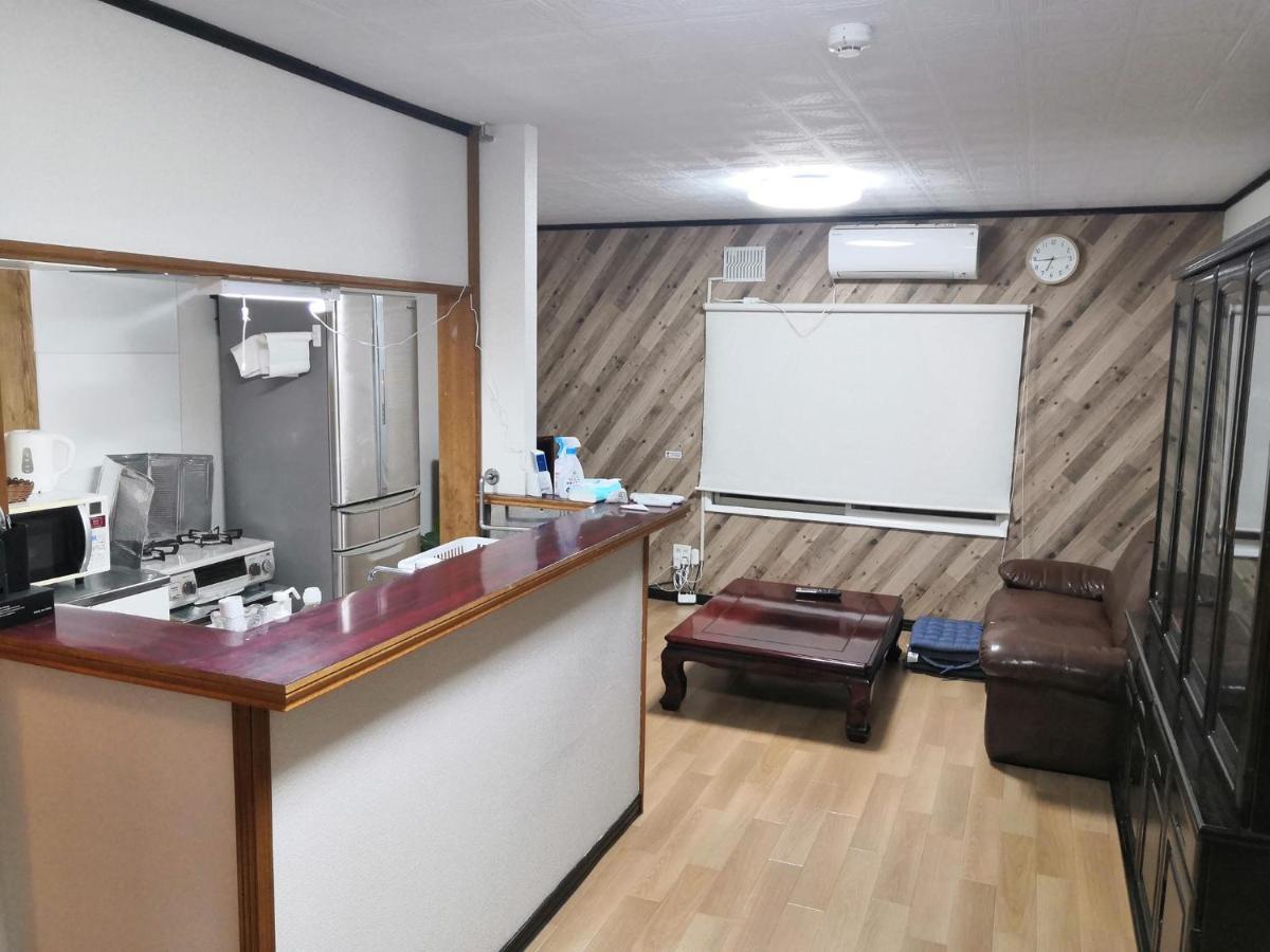 暮らすように過ごす温泉宿　白老大使館 Сираои Экстерьер фото